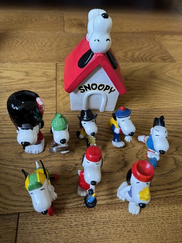 Collectable large snoopy - large,