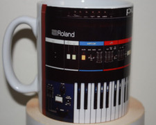 Roland Juno-6 mug analogue