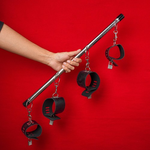 Leg spreader bar with cuffs - spreader,