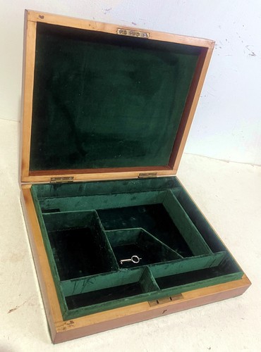 Antique case takes luger - a, p08