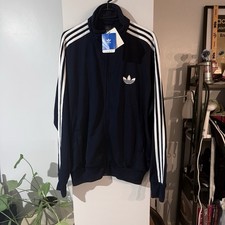 New Adidas Adicolor Classics