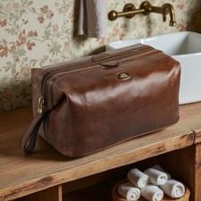 The Bridge Mens Structured Brown Leather Wash Toiletry Travel Bag 09105001