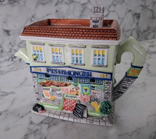 Ceramic novelty trapot - ceramic,