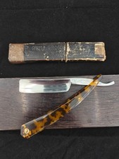 Guillermo Hoppe 14 Razor Shave