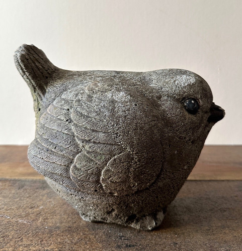 Vintage stone robin garden - vintage,