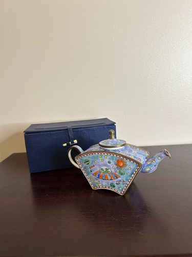 Trade aid miniature - miniature, teapot