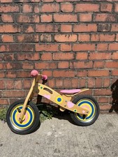 Kids Wooden Flower Balance Bike. A Great Bike For A Child Who’s Leaning To Ride