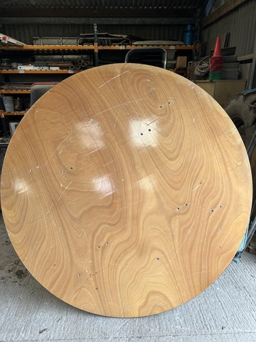 6ft round banquet - round, table