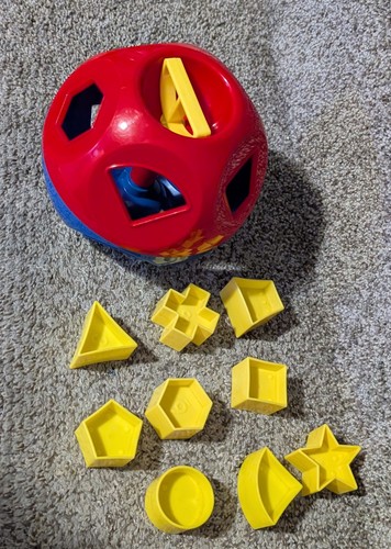 Tupperware tuppertoy shape - tupperware,