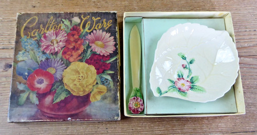 Carlton ware yellow - carlton,
