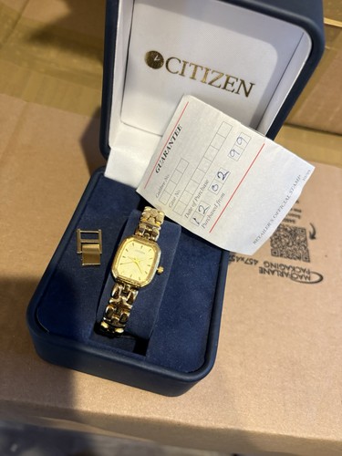 Vintage citizen quartz watch - vintage,