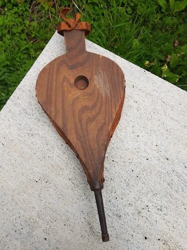 Vintage medium bellows - vintage, needs