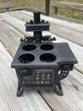 Vintage Queen Miniature Cast