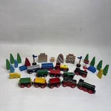 WOODEN TRAIN SET ACCESSORIES