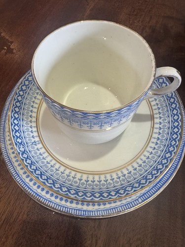 Balmoral bone china - bone, saucer