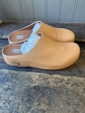 Limited Edition Fit Flop Shuv