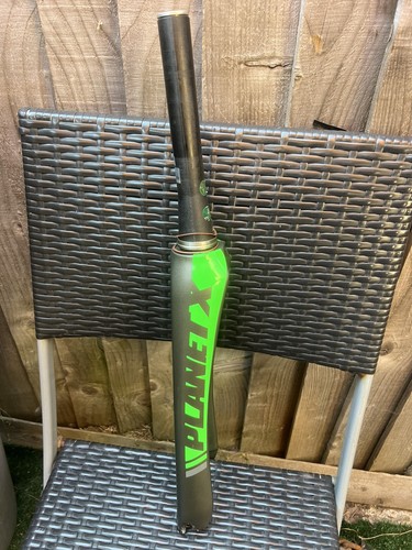 Planet carbin fibre forks - planet,