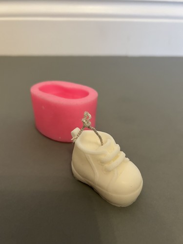 Baby bootie boot - shoe, 3d