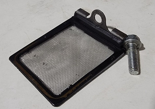 Oil filter pick - up, screen