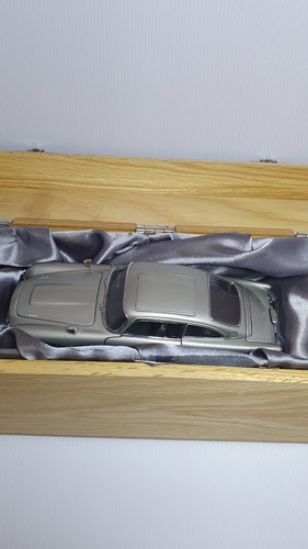 Danbury mint silver birch - danbury,