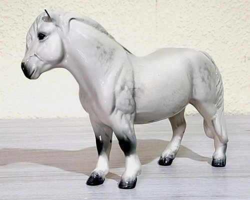 Royal doulton shetland pony - royal,