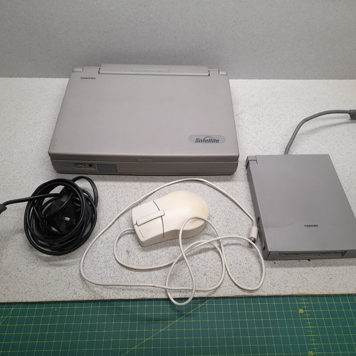 Toshiba satellite 200cds - toshiba,
