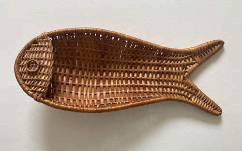 Vintage wicker fish - platter,