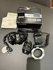 Fujifilm FinePix S5 Pro, Nikon AF 105mm Lens, Sigma EM-140 DG Flash