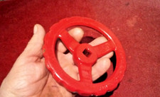 5.5" HAND WHEEL 3 SPOKE DISHED