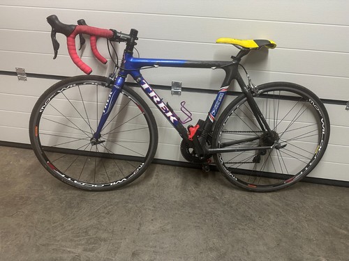 Iconic trek postal - iconic,