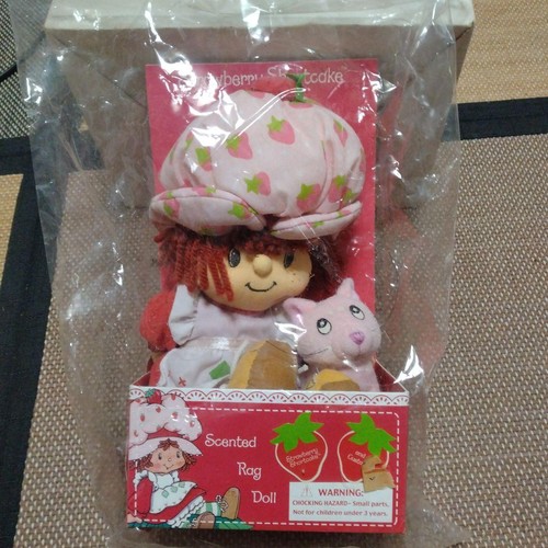 Strawberry shortcake scented - strawberry,