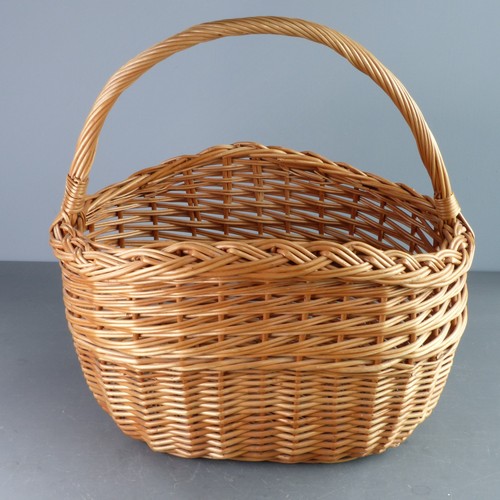 Vintage traditional wicker - traditional,