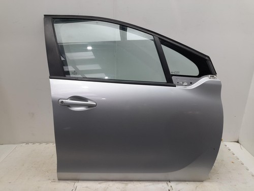 Peugeot 208 right - 208, door