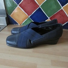 Fly Flot navy leather ladies slip on shoes worn once size 5 immaculate