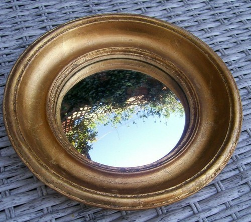 Antique design gold round - antique,