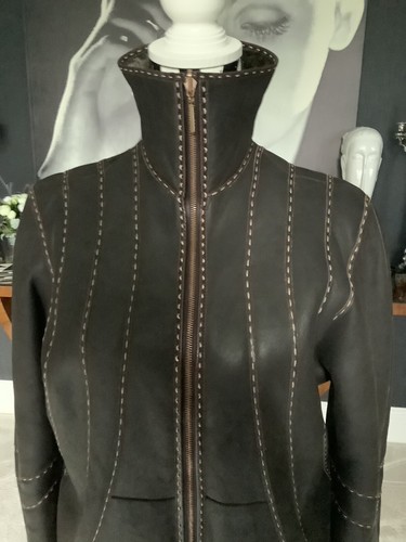 Fendi elegant shearling coat - fendi,