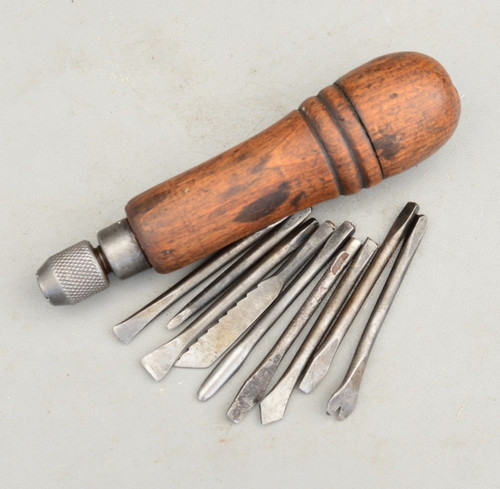 Vintage tool set - in,