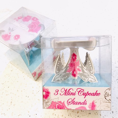 Mini elegant rose cupcake - 3,