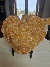 HUGE Citrine Heart 16, Crystal, Quartz, Geode, Cluster 1.679g - H17xW19.5xD8cm