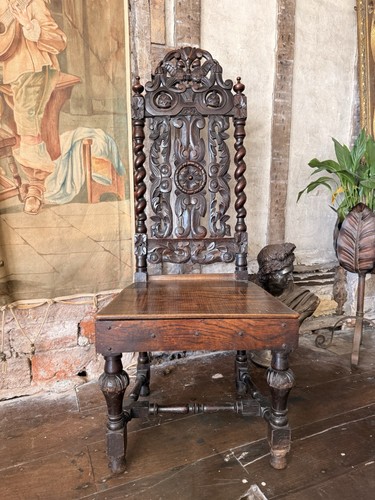 Elborate antique carved - elborate, oak