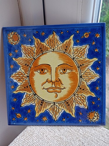Sun moon tile hand - sun/moon, painted