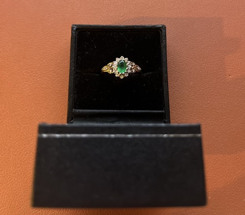 9ct gold emerald and diamond