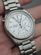 Seiko 7T24-7A00 – November