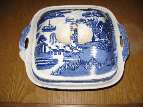 Victorian willow pattern blue - pattern,