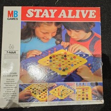 VINTAGE 1972 MB GAMES STAY ALIVE GAME – missing MARBLES