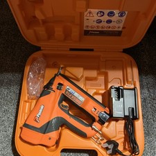 Paslode IM65A F16 2.1Ah Cordless 2nd Fix Angled Brad Nailer - 916275