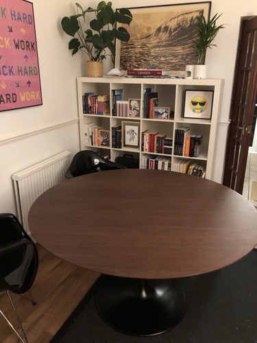 Reproduction saarinen walnut - saarinen,
