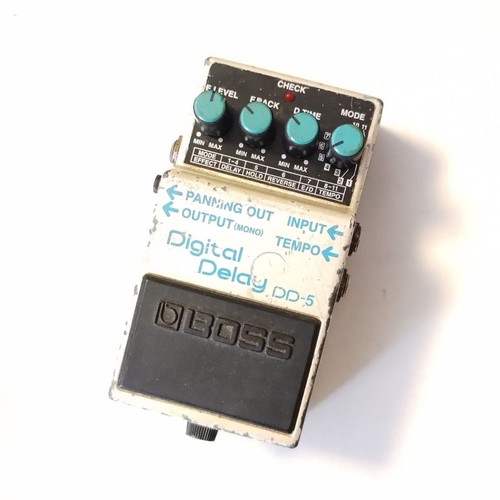 Boss digital delay effect - digital,