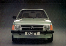 Opel Kadett D 1981-1982 UK Market Sales Brochure 1.3 & 1.6 Berlina & SR