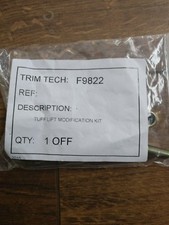 land rover defender military